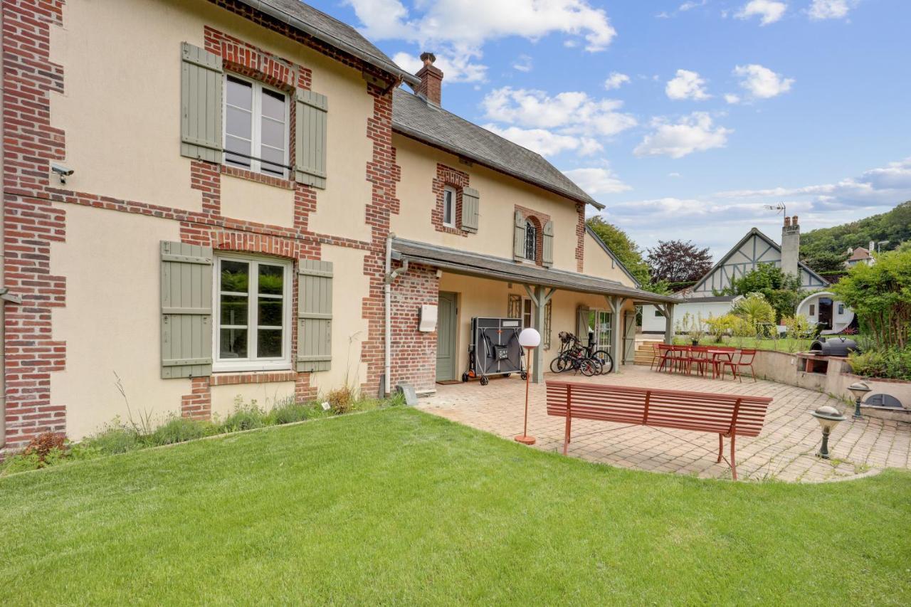 L'hermitage Piscine Sauna Fitness Deauville * Benerville-sur-Mer
